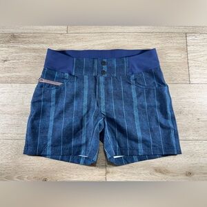NEW SHREDLY All Time 5" - Zipper Snap Mid-Rise Short : Denim Stripes Size 8